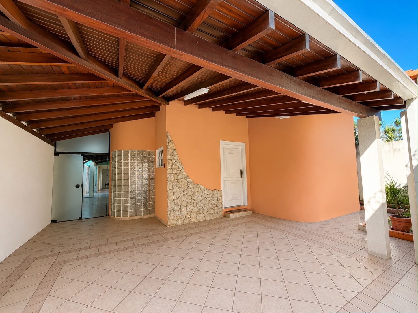 Imóvel térreo a venda recanto dos pássaros - Casa-Térrea em Recanto dos Pássaros, Campo Grande