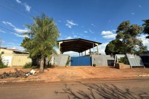 terreno com estrutura para barracão - Pioneiro - Foto 1