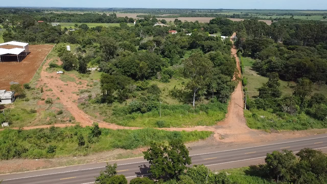 CHACARA na BR 163 beira de asfalto - Área em Chácara das Mansões, Campo Grande