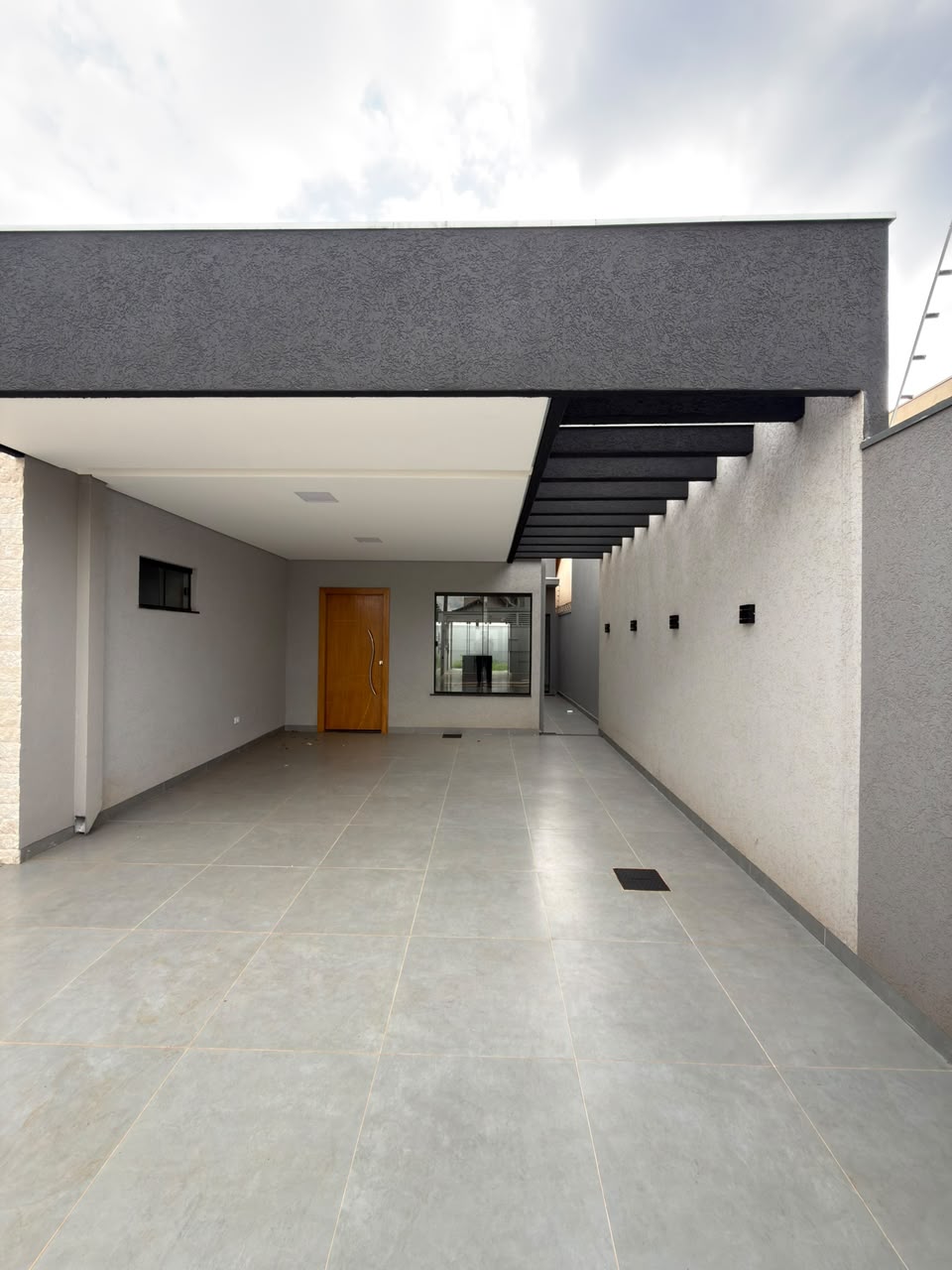 Casa Térrea Rita Vieira - Impecável - Casa-Térrea em Parque Residencial Rita Vieira, Campo Grande
